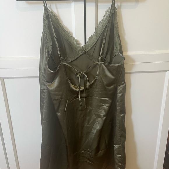 H&M Olive slip dress - Picture 3 of 5